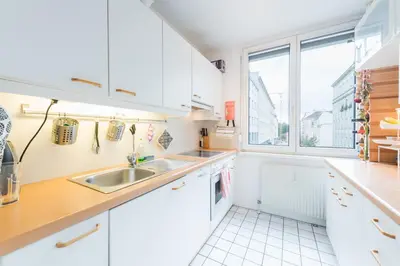 Küche/Küchenzeile in der Unterkunft Apt Grohgasse nahe U Bahn