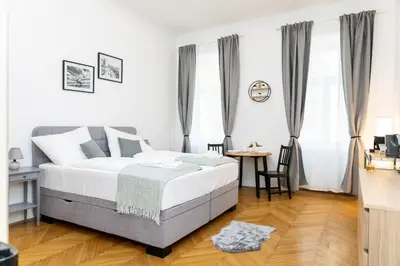 Ein Bett oder Betten in einem Zimmer der Unterkunft THE PLACE, IN THE 7TH DISTRICT OF VIENNA