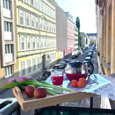 Big and comfortable Mariahilfer Apartment