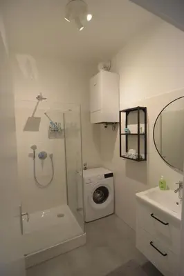 Ein Badezimmer in der Unterkunft New Luxus Studio - 10min Centre - Markus apartment