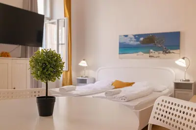 TV/Unterhaltungsangebot in der Unterkunft Affordable 2BR, Perfect Location & Well Connected