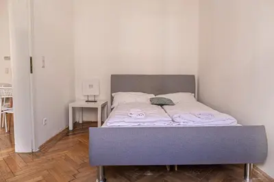 Ein Bett oder Betten in einem Zimmer der Unterkunft Affordable 2BR, Perfect Location & Well Connected