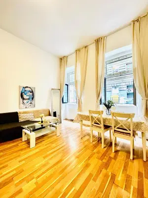 Ein Sitzbereich in der Unterkunft Cozy Studio Apartment 15 Min from Rathausplatz