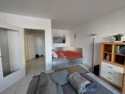 Ein Sitzbereich in der Unterkunft Tower Apartment with private terrace next to UNO