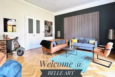 Ein Sitzbereich in der Unterkunft BELLE ART Design Suite im Herzen von Wien