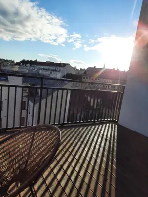 Ein Balkon oder eine Terrasse in der Unterkunft SkySuite Holiday Home