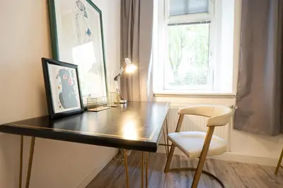 Grundriss der Unterkunft 2-room apartment on the first floor with designer renovation. Exit to the courtyard. 15 minutes to Schloss Schönbrunn