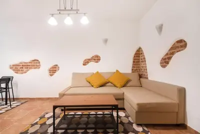 Ein Sitzbereich in der Unterkunft Spacious central apartment