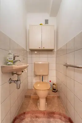 Ein Badezimmer in der Unterkunft Spacious Smart Home Vienna