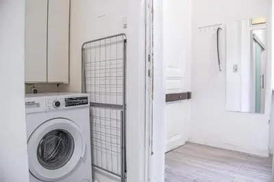 Grundriss der Unterkunft Comfortable 2BR Apt-Near Wiener Stadthalle