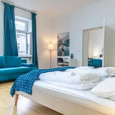 Affordable 2BR Apt Near Wiener Stadthalle