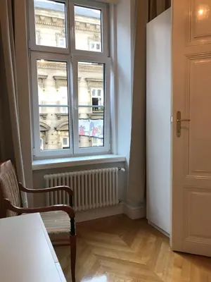 Ein Bett oder Betten in einem Zimmer der Unterkunft Luxury 2BR Apartment Neubaugasse