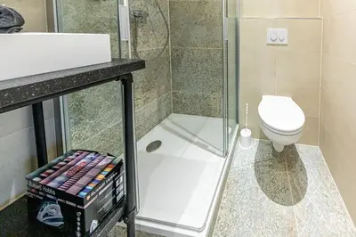 Ein Badezimmer in der Unterkunft Exklusives trendiges Loft in toller Lage, die 