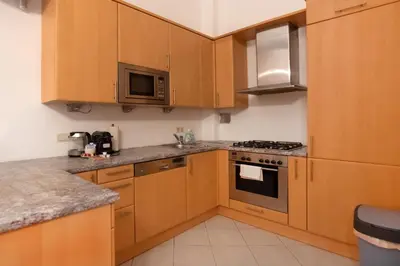 Küche/Küchenzeile in der Unterkunft Zentrale Ruhelage im typischen Wiener Altbau