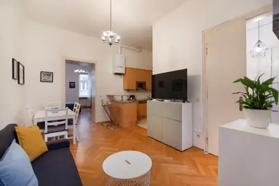 TV/Unterhaltungsangebot in der Unterkunft Zentrale Ruhelage im typischen Wiener Altbau