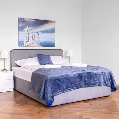 4 Great Apartment Near AKH - Ideal for Groups of 19