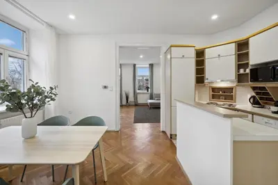 Küche/Küchenzeile in der Unterkunft Big spacious central apartment in Vienna