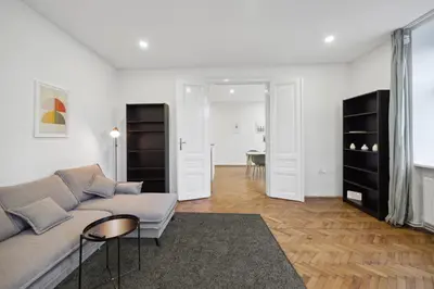 Küche/Küchenzeile in der Unterkunft Big spacious central apartment in Vienna