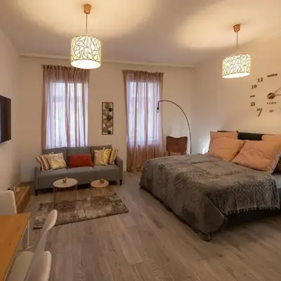 The Vienna Stay by Radiant