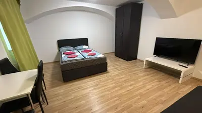 TV/Unterhaltungsangebot in der Unterkunft Cozy Studio Apt - Near Prater Ferris Wheel