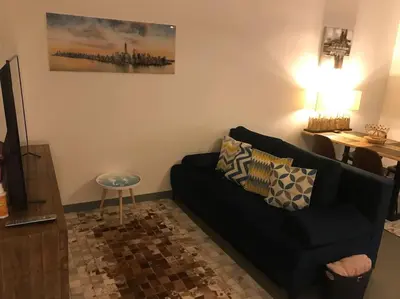 Ein Sitzbereich in der Unterkunft Klimatisierte Sehr Zentrale Wohnung-Loftstyle-
