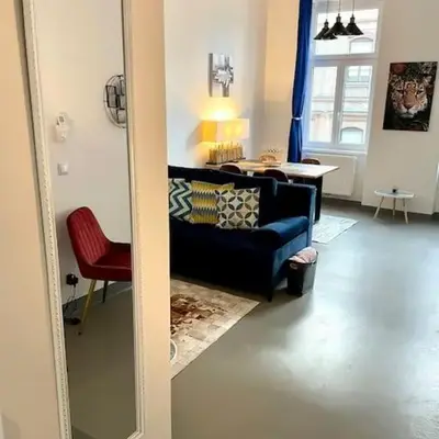 Klimatisierte Sehr Zentrale Wohnung-Loftstyle-