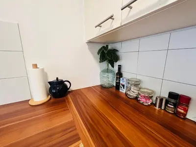 Küche/Küchenzeile in der Unterkunft Gemütliche Wohnung nähe Hauptbahnhof und Zentrum