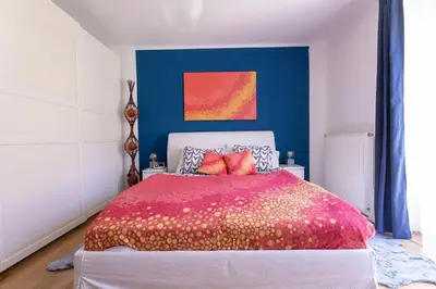 Ein Bett oder Betten in einem Zimmer der Unterkunft NEW ShalalaLiving Vienna - My Cosy Home near Schönbrunn - VthG