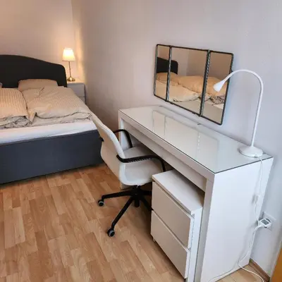 Ein Bett oder Betten in einem Zimmer der Unterkunft Lovely Apartment for 4 on the Danube River - Free Private Parking
