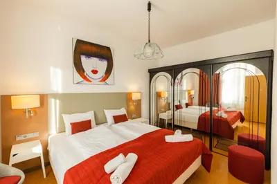 Ein Bett oder Betten in einem Zimmer der Unterkunft Hallo Vienna suite Apartment Nr 8