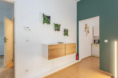 Grundriss der Unterkunft Beautiful Apartment - 12 minutes to City Center