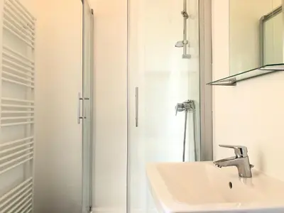 Ein Badezimmer in der Unterkunft Classic, Modern&Charming! 7min to Vienna’s center!