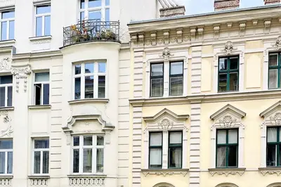 Das Gebäude in dem sich die Ferienwohnung befindet
