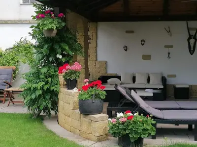 Ein Garten an der Unterkunft Gästehaus Samira