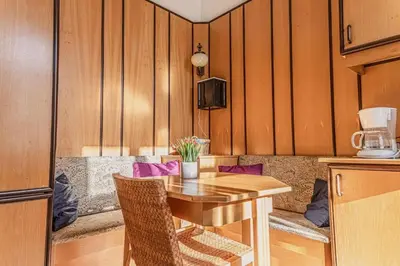 Grundriss der Unterkunft Spacious 4-Bedroom Shared Flat in the Heart of Vienna
