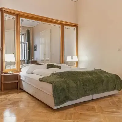 Spacious 4-Bedroom Shared Flat in the Heart of Vienna