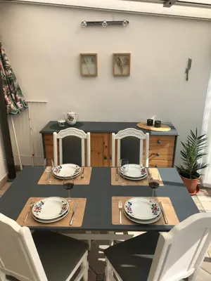 Ein Sitzbereich in der Unterkunft Garden View Apartment