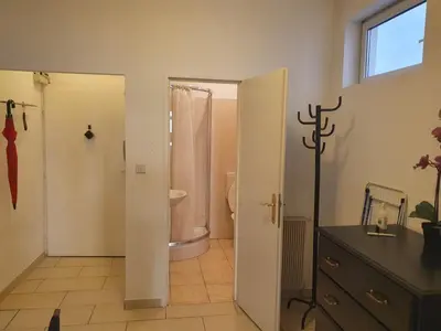 Ein Badezimmer in der Unterkunft Spacious Apartment near the center