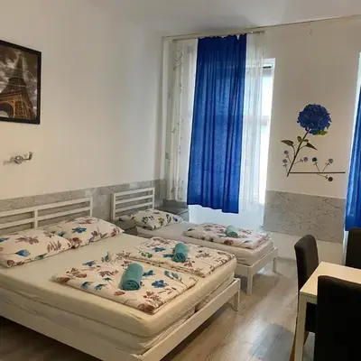 Heino Apartments