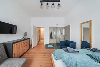Ein Bett oder Betten in einem Zimmer der Unterkunft 3 Bedrooms - 75sqm - 15 Min. City Center