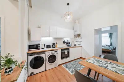 Küche/Küchenzeile in der Unterkunft 3 Bedrooms - 75sqm - 15 Min. City Center