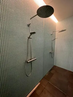 Ein Badezimmer in der Unterkunft The View 1