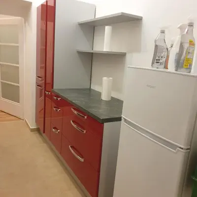 Küche/Küchenzeile in der Unterkunft Weißes Appartement
