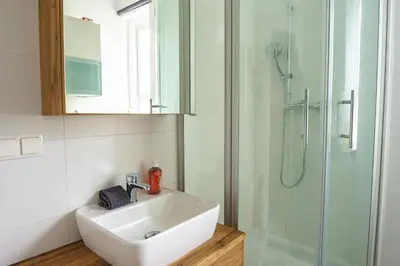 Ein Badezimmer in der Unterkunft Vienna City Apartment Südtiroler Platz