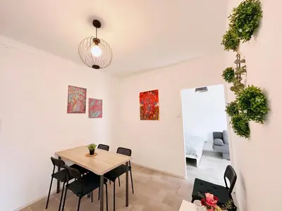 Grundriss der Unterkunft Charming Three Bedrooms apartment near Vienna Central Station