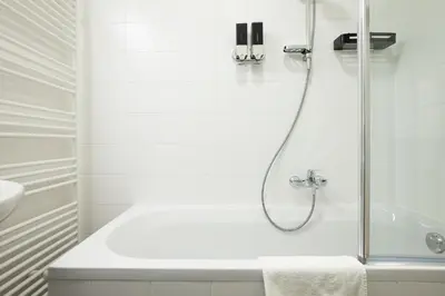 Ein Badezimmer in der Unterkunft Aesthetic newly renovated apartment located near Belvedere Castle, 15 minutes from Stephansplatz