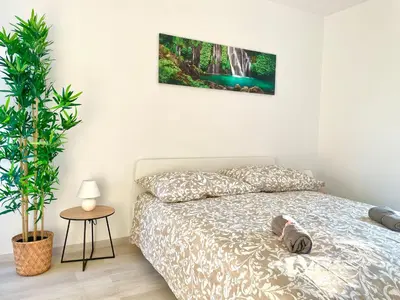 Ein Bett oder Betten in einem Zimmer der Unterkunft New - Free Parking - Balcony