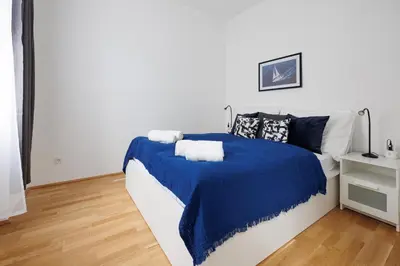 Ein Bett oder Betten in einem Zimmer der Unterkunft Charming Apartment near Center